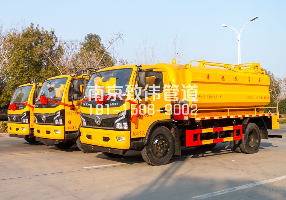 369仁河多利卡吸污车